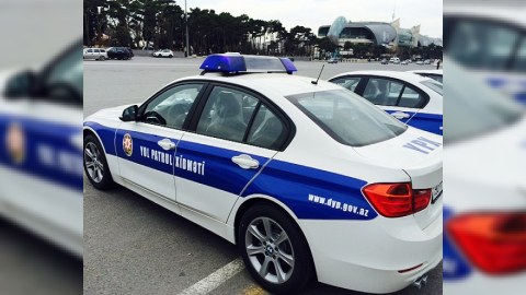 Yol Polisindən sürücülərə xəbərdarlıq: Çəkələklə maşın sürənlər cəzalanacaq
