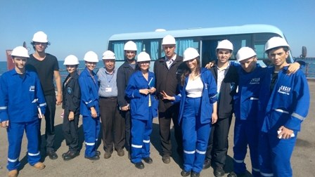 Tələbələr “Neft Daşları”nda təcrübə keçirlər