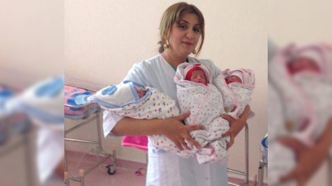 Bakıda daha bir ana üçəm dünyaya gətirdi - FOTO