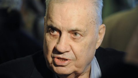 Tanınmış kino rejissorunun ürəyi əməliyyat edildi