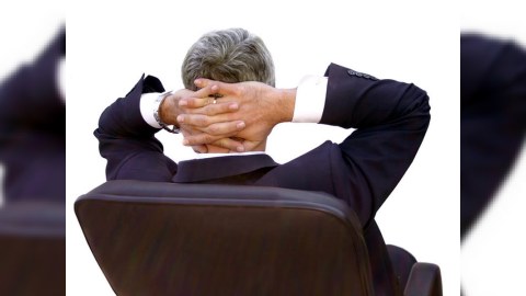 Prezident hüzurunda beli bükülənlər...