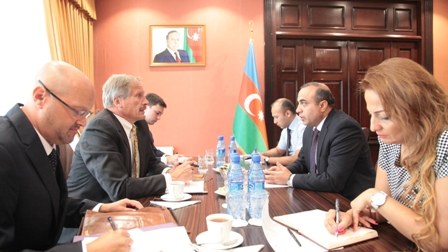 Azay Quliyev ABŞ səfiri ilə görüşdü