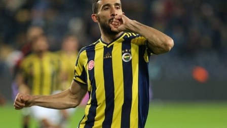“Fənərbaxça”nın ulduz futbolçusuna silahlı hücum edildi