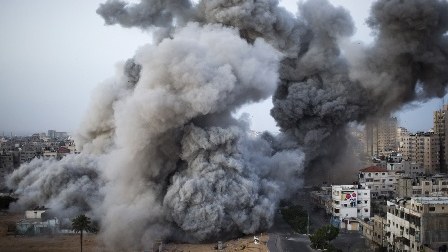 Suriyada növbəti qətliam: azı 105 ölü