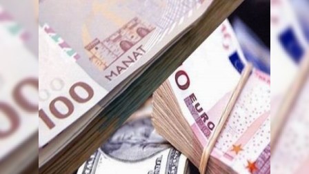 SOS: Manat kəskin devalvasiyaya uğraya bilər 