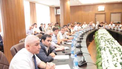 Şurada layihə rəhbərləri  məlumatlandırıldı - FOTO