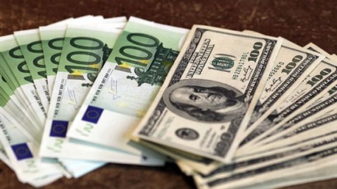 Bu günün valyuta məzənnəsi: dollar qalxdı