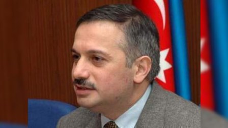 Əli Əliyev YAP-la müxalifəti gözləyir 
