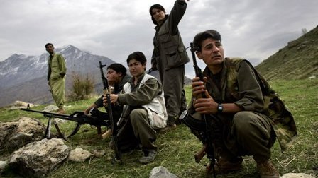 PKK polis avtobusuna hücum etdi 
