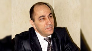 Adil Qeybulla deputatlığa müstəqil namizəd ola bilər 