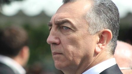 Gəncə və Sumqayıt təcrübəsi, Eldar Əzizovun Səbaildə tort LAYİHƏSİ