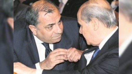 Alparslan Türkeşin oğlu MHP-dən qovuldu