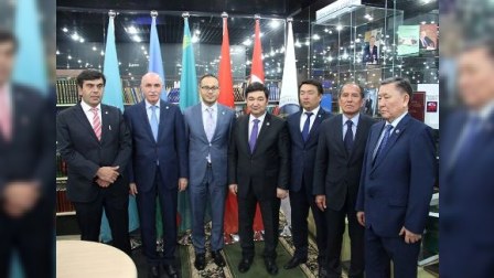 Türkdilli ölkələrin elm və təhsil nazirlərinin görüşü olub