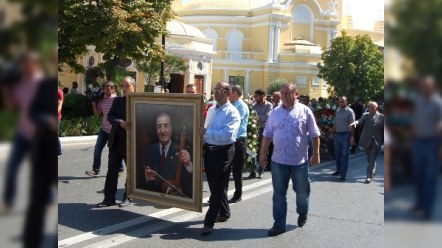 Habil Əliyevlə vida mərasimi keçirilib