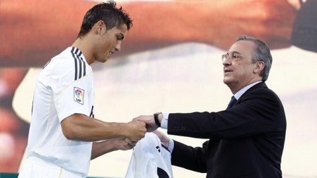 “Real” ın prezidenti: “Ronaldunu 1 milyard avroya satırıq”