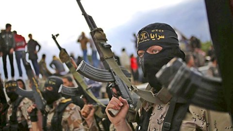 BBC-dən qorxunc iddia: “İŞİD kimyəvi silah istehsal edir”