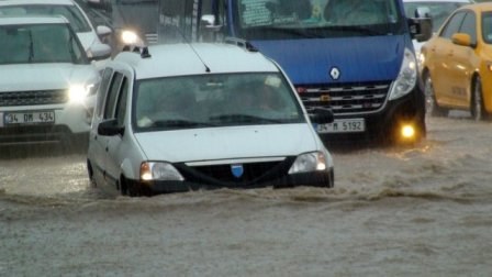İstanbul sular altında - FOTOLAR
