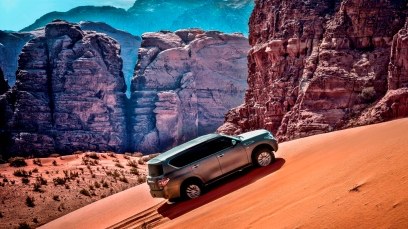 Nissan Patrol avtomobili daha bir Ginnes Dünya Rekorduna imza atdı 