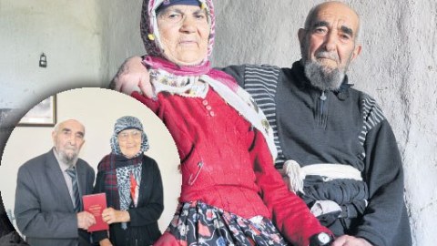 Bir-birlərinə aşiq oldular, amma 77 il sonra evləndilər 