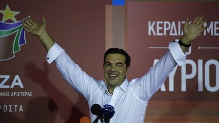 Yunanıstanda Tsiprasın koalisiyası qələbə qazandı 