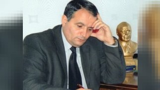 Xəbərdarlığa qulaq asmayan YAP-çı jurnalist deputatlığa namizəd oldu 
