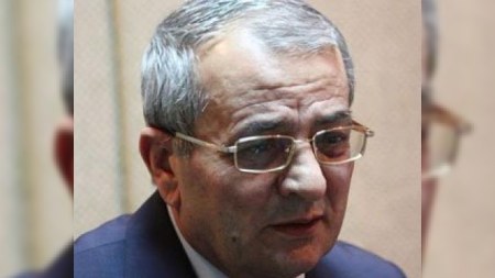 “Ağsaqqallar məsləhət bilsə, namizədliyimi geri götürərəm” 