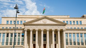 Azərbaycanlı milyarderin şirkəti icra hakimiyyətini məhkəməyə verib