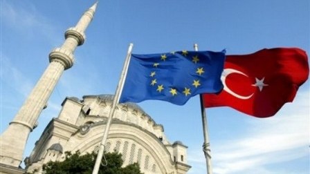 Avropa Birliyi Türkiyə ilə viza rejimini ləğv edə bilər
