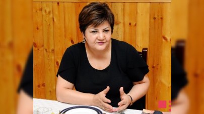 Tənzilə Rüstəmxanlı Ziya Məmmədovla qohumluğa görə “vurulmağından” YAZDI: “Bu Allahsızlıqdır!”