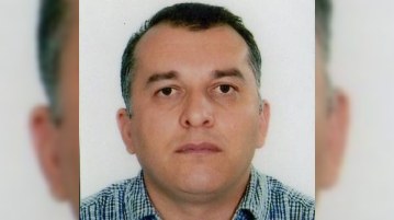 Elmlər Akademiyasının iki əməkdaşı eyni dairədə rəqib oldular