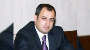Adil Əliyev sorğuda birinci olub