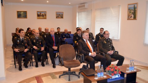 NATO-nun ekspert qrupu Bakıdadır