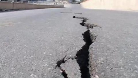 Avtovağzalın baş mühəndisi sürüşməyə görə Binəqədi İcra Hakimiyyətini SUÇLADI