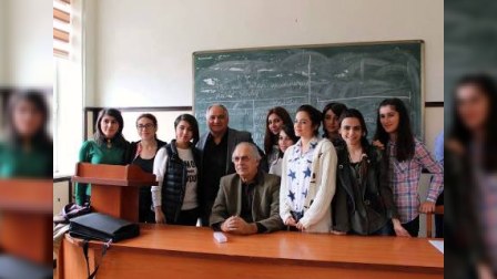 Ramiz Həsənoğlu tələbə-jurnalistlərin qonağı oldu - FOTOLAR