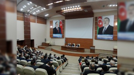 Dövlət Əmək Müfəttişliyinin 3 müfəttişinə töhmət verildi