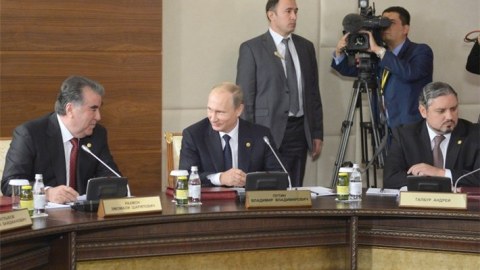 Putin İlham Əliyevlə nə danışdığını açıqladı