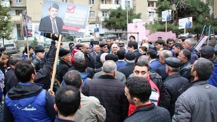 Xətai sakinlərindən Fuad Muradova dəstək - VİDEO