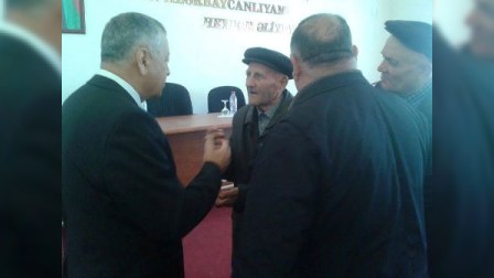 Vahid Əhmədovun Qəçrəşdəki görüşü – FOTO 