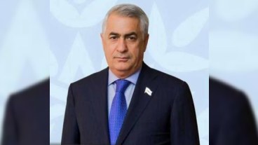 Deputatlığa namizəd Cavid Qurbanovun xeyrinə seçkidən çəkildi 