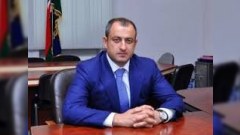 İki nəfər namizədliyini Adil Əliyevin xeyrinə geri götürdü