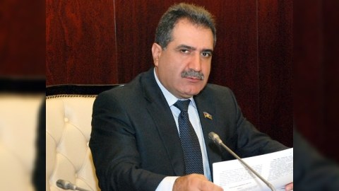 “Prezidentin sahibkarlığa olan maneələrə müqavimət göstərməsini təqdir edirəm”