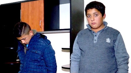 Sumqayıt qatarını daşa basan iki nəfər saxlanılıb – FOTO 