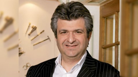 Azərbaycan erməni milyarderin həbsi üçün İsveçrəyə müraciət etdi