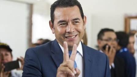 Komediya aktyoru prezident seçkilərində liderdir