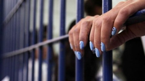Azərbaycanda yetkinlik yaşına çatmayan cinayətkar qızlar - DƏHŞƏTLİ STATİSTİKA