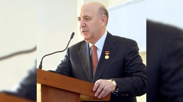 Əhliman Əmiraslanova ağır itki üz verdi 