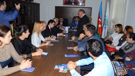Rauf Əliyev seçicilərlə növbəti görüşünü keçirib - FOTOLAR