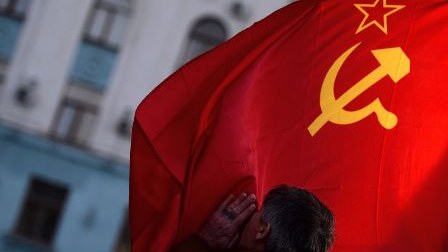 Azərbaycan kommunistləri arasında yeni QALMAQAL 