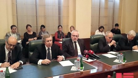 Həmsədrlər: "Qarabağ münaqişəsinin həllində qaçqınlar məsələsi vacib faktordur"