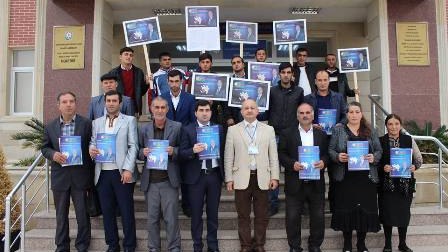 Elçin İsgəndərzadəyə görə bir qrup Azərbaycan ziyalısı  seçicilərə müraicət etdi